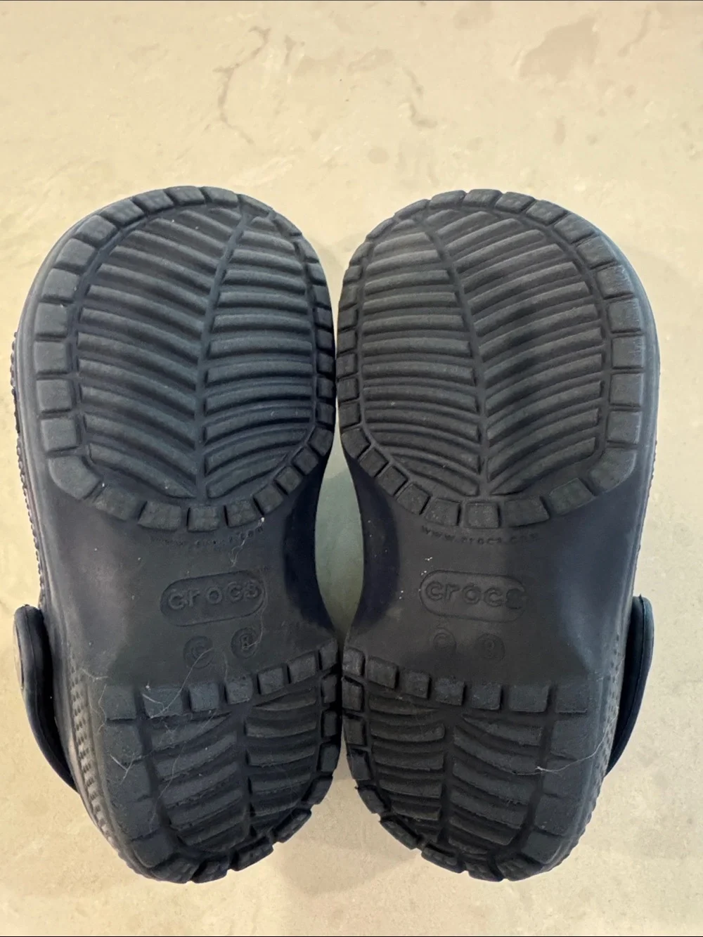 CROCS Kids Navy Blue Classic Clog Sandals Size 8 C